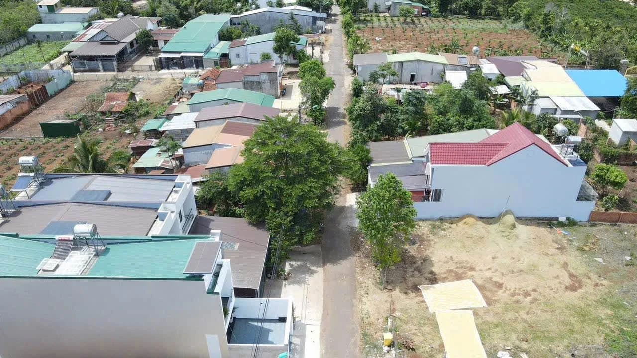 Bán nhà 3PN full nội thất Phường EaKao, 150m² - Ảnh 1