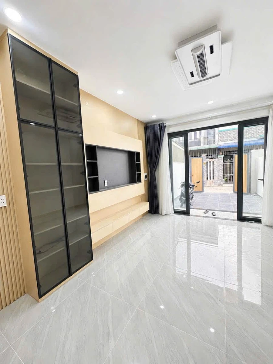 Bán nhà trệt lầu 3PN Tương Bình Hiệp 100m² giá 2 tỷ 850 - Ảnh thu nhỏ 3