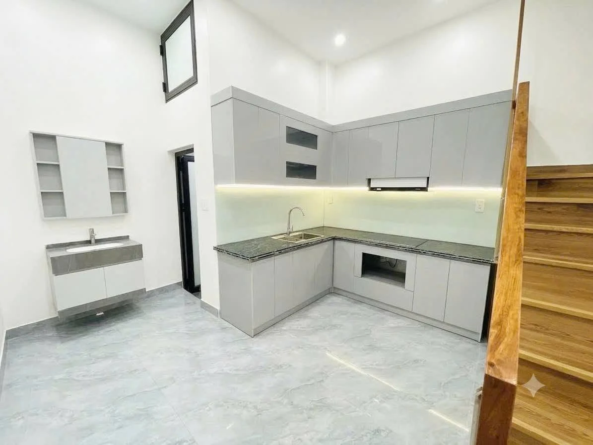 Bán nhà 3 tầng 41m2, 3PN gần Hoàng Minh Thảo, Quận 1 - Ảnh thu nhỏ 4