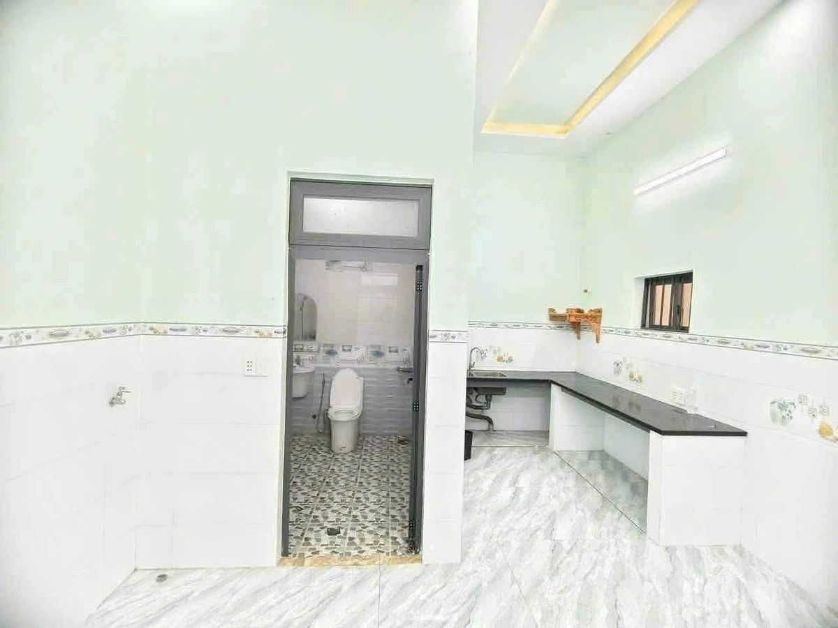 Bán nhà 3 phòng ngủ 2 WC, diện tích 180m2 tại Long Hải, đường bê tông xe hơi - Ảnh thu nhỏ 5