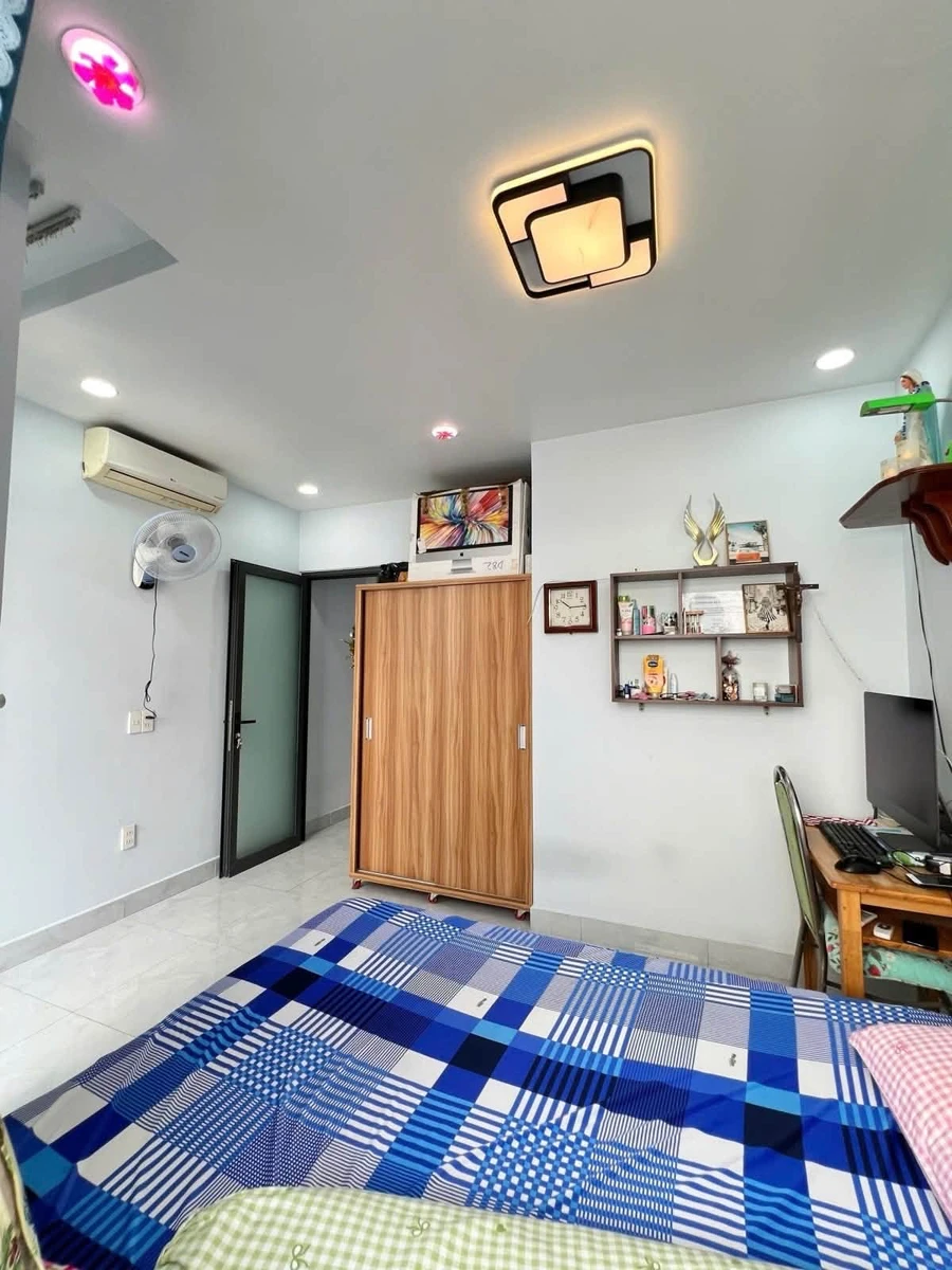 Bán nhà 2 tầng 4x10m hẻm thông gần trường Phan Chu Trinh giá 4,5 tỷ - Ảnh thu nhỏ 3