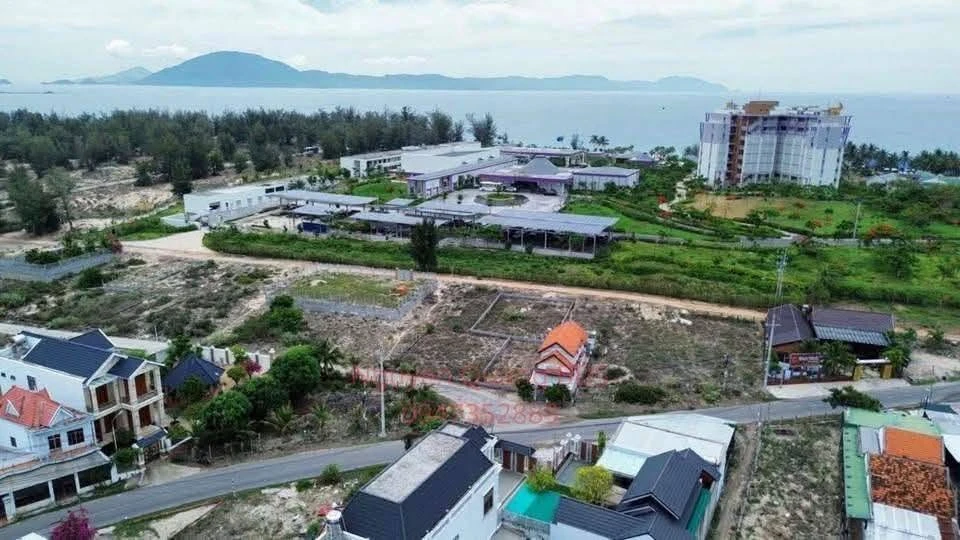 Bán nhà 550m2 mặt tiền 12m tại Dốc Lết Khánh Hòa - Ảnh 1