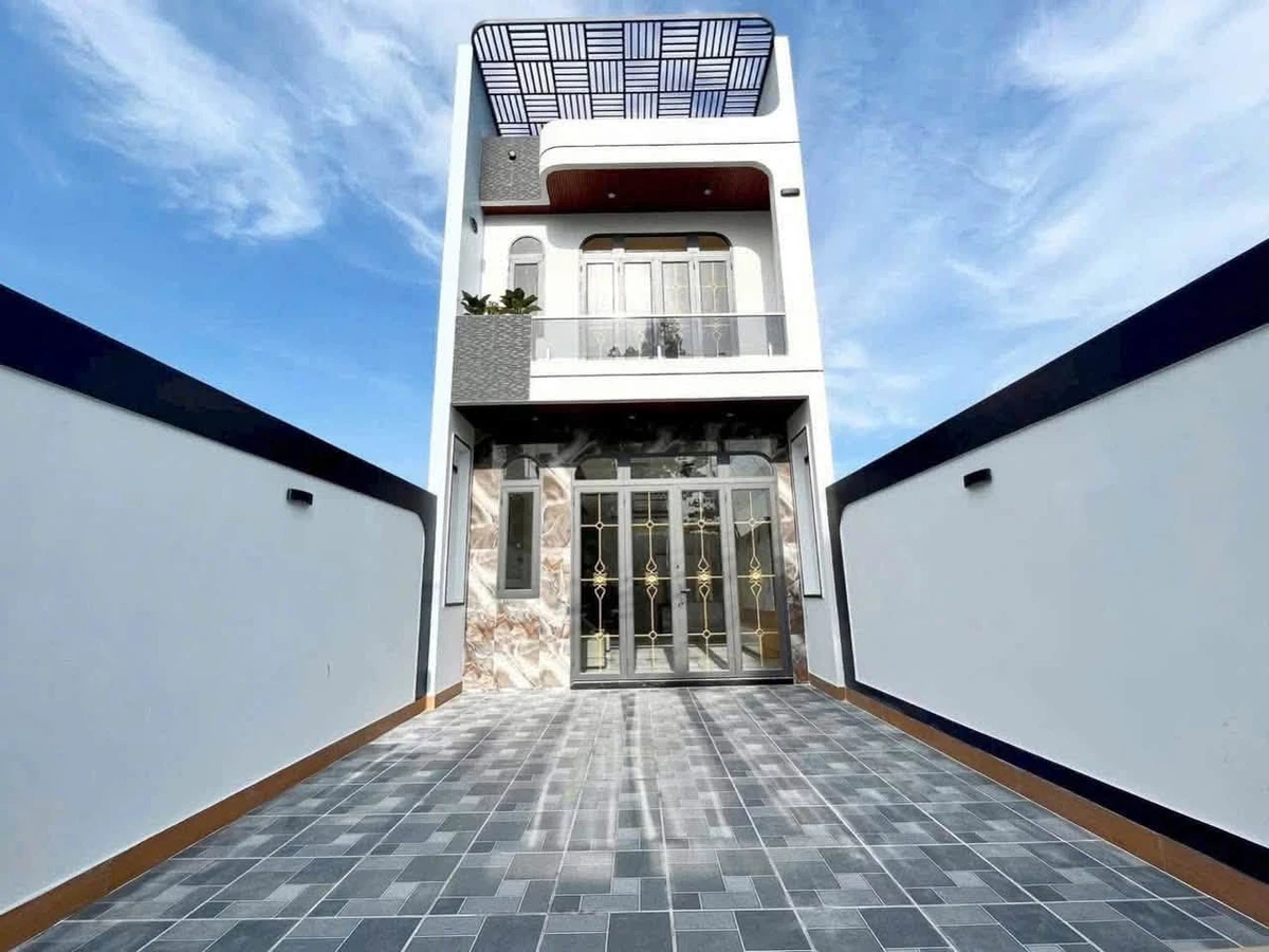 Bán nhà mới 3 phòng ngủ 100m² gần Chợ Biên Hòa, 400 triệu - Ảnh 1