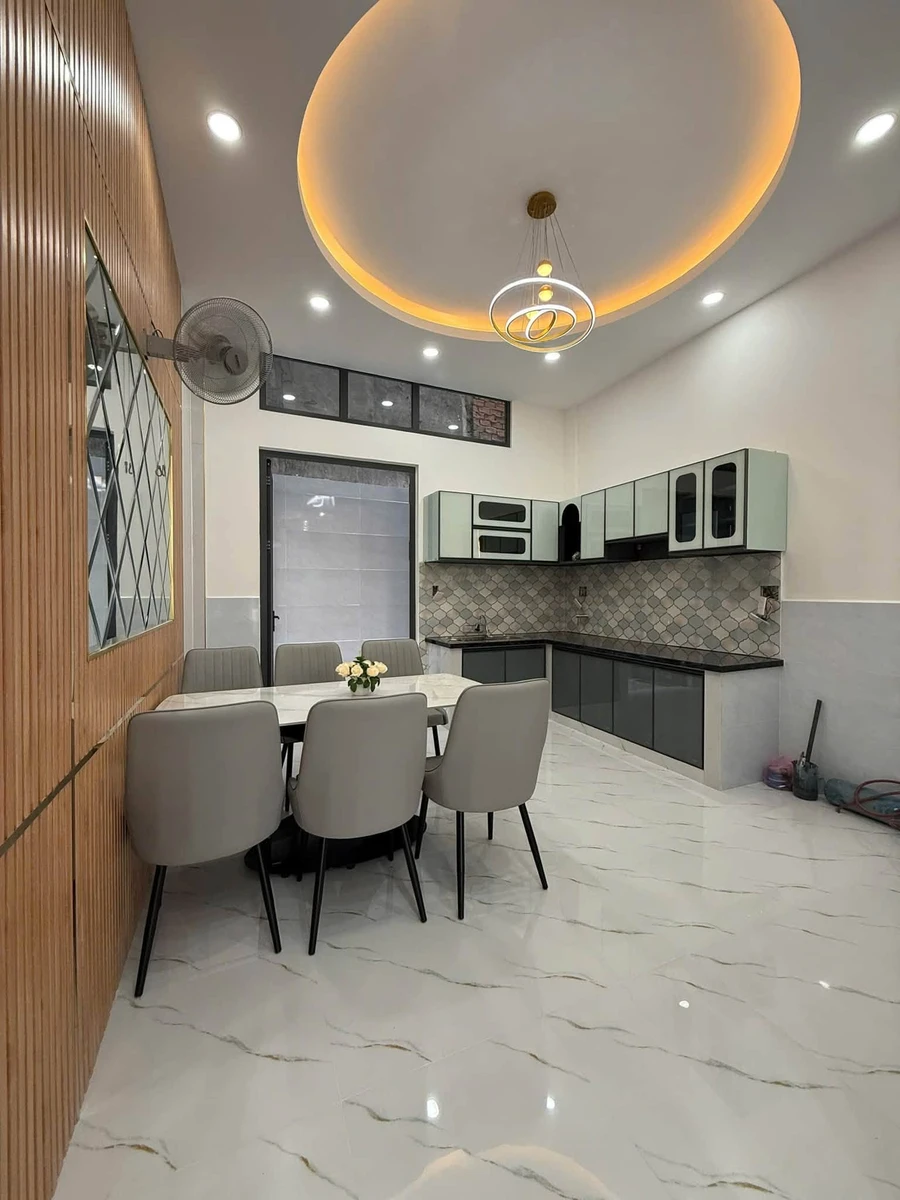 Bán nhà mặt tiền kinh doanh 4 tầng đường Bùi Điền, Phường 4, Quận 8, giá 9,25 tỷ - Ảnh thu nhỏ 3