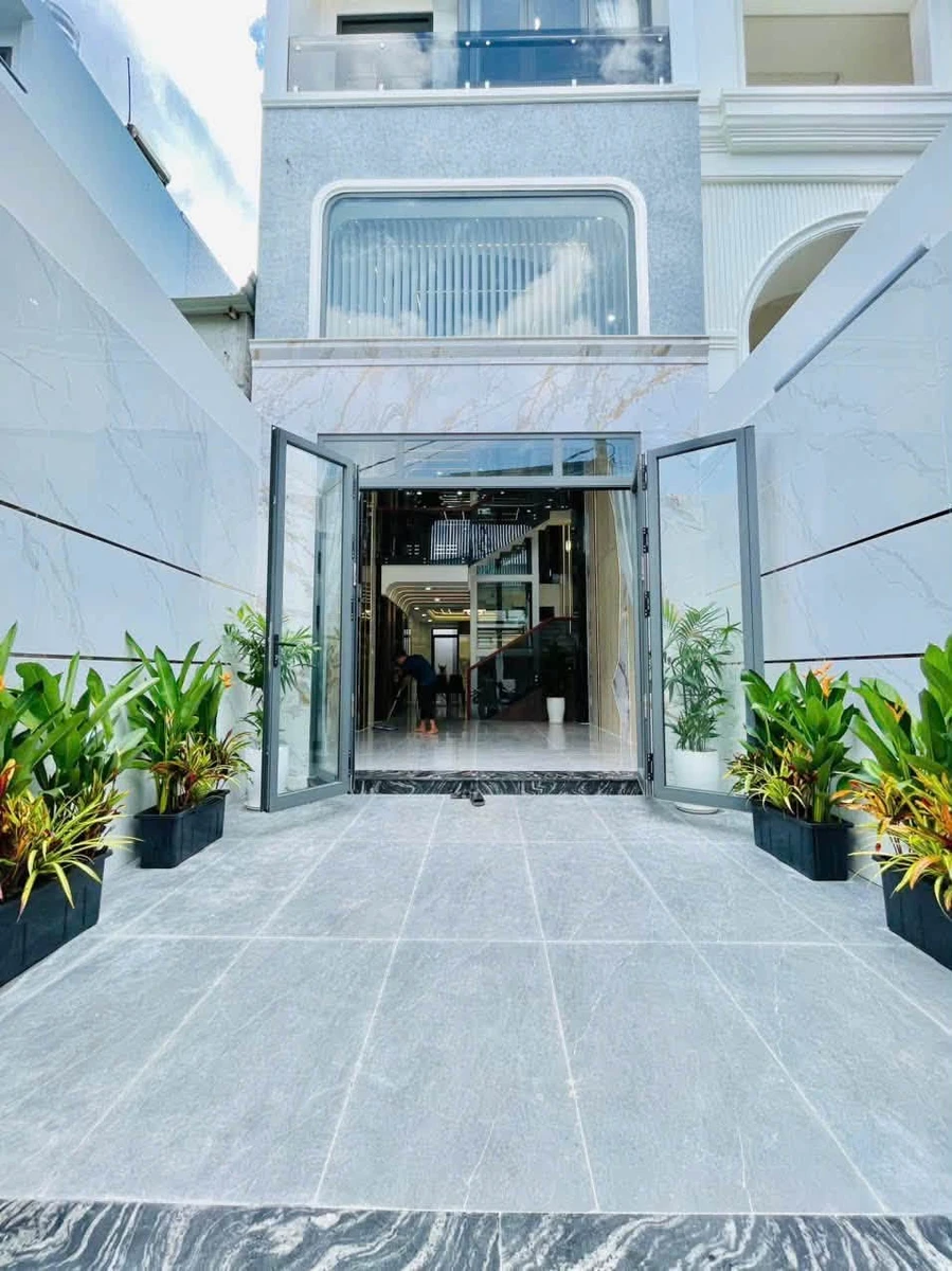 Bán nhà hẻm xe hơi Tên Lửa 81,5m2, 5PN, có thang máy, Bình Tân - 9,9 tỷ - Ảnh thu nhỏ 2