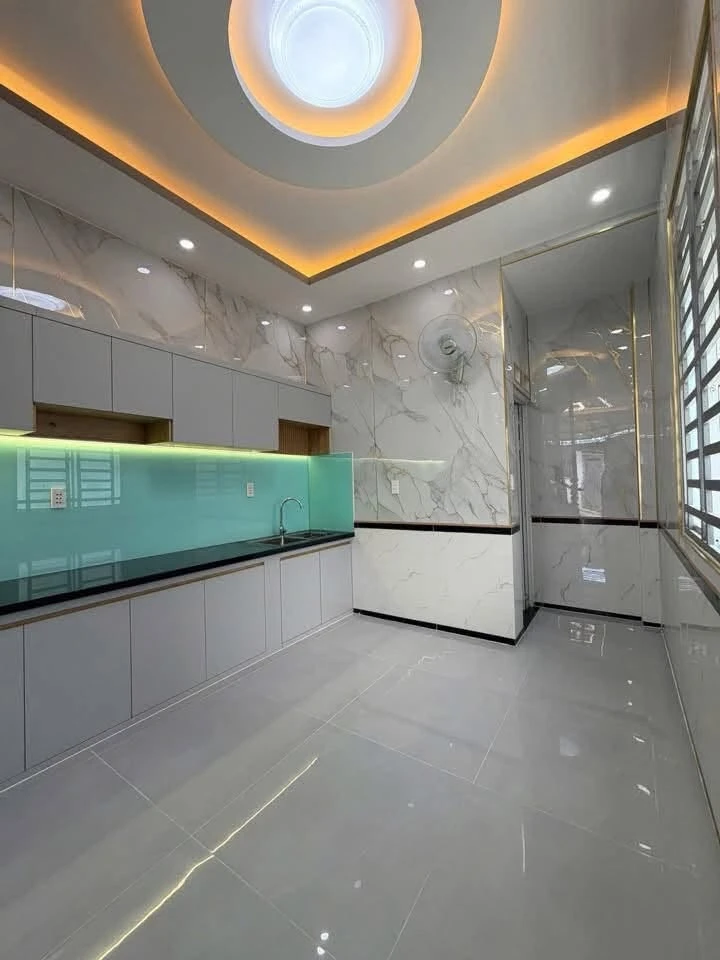 Bán nhà góc hẻm xe hơi 45m2, 3 tầng 4PN 3WC gần Hiệp Thành City, Lâm Thị Hố, Quận 12 - Ảnh thu nhỏ 3