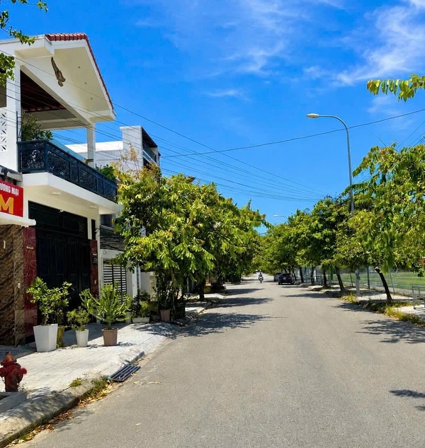 Bán nhà thô 2 tầng 105m2 Khu C Phú Mỹ Thượng, TP Huế giá 2,6 tỷ