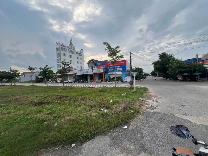 Bán nhà mặt tiền Song Hành QL1A 100m2, Bình Thuận 2,65 tỷ