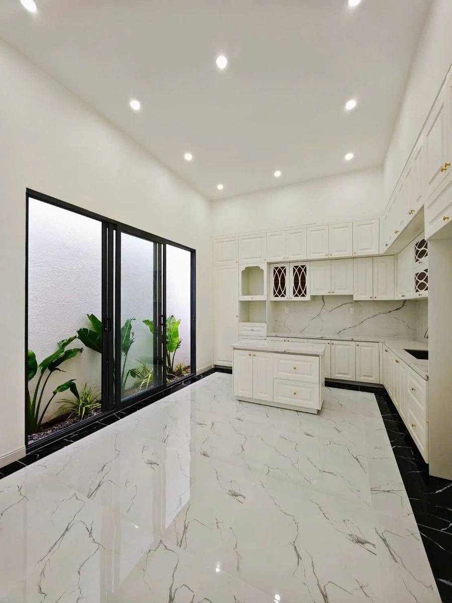 Bán nhà mặt tiền Thành Thái, Rạch Giá 164m², 4PN 5.49 tỷ - Ảnh thu nhỏ 4