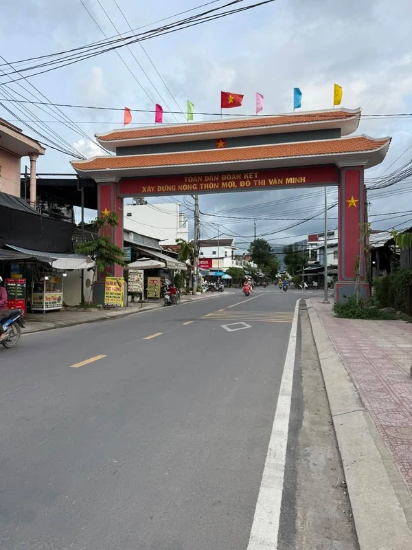 Bán nhà đất mặt tiền Hương Lộ 5, Khánh Hòa, 50m2, 2.35 tỷ