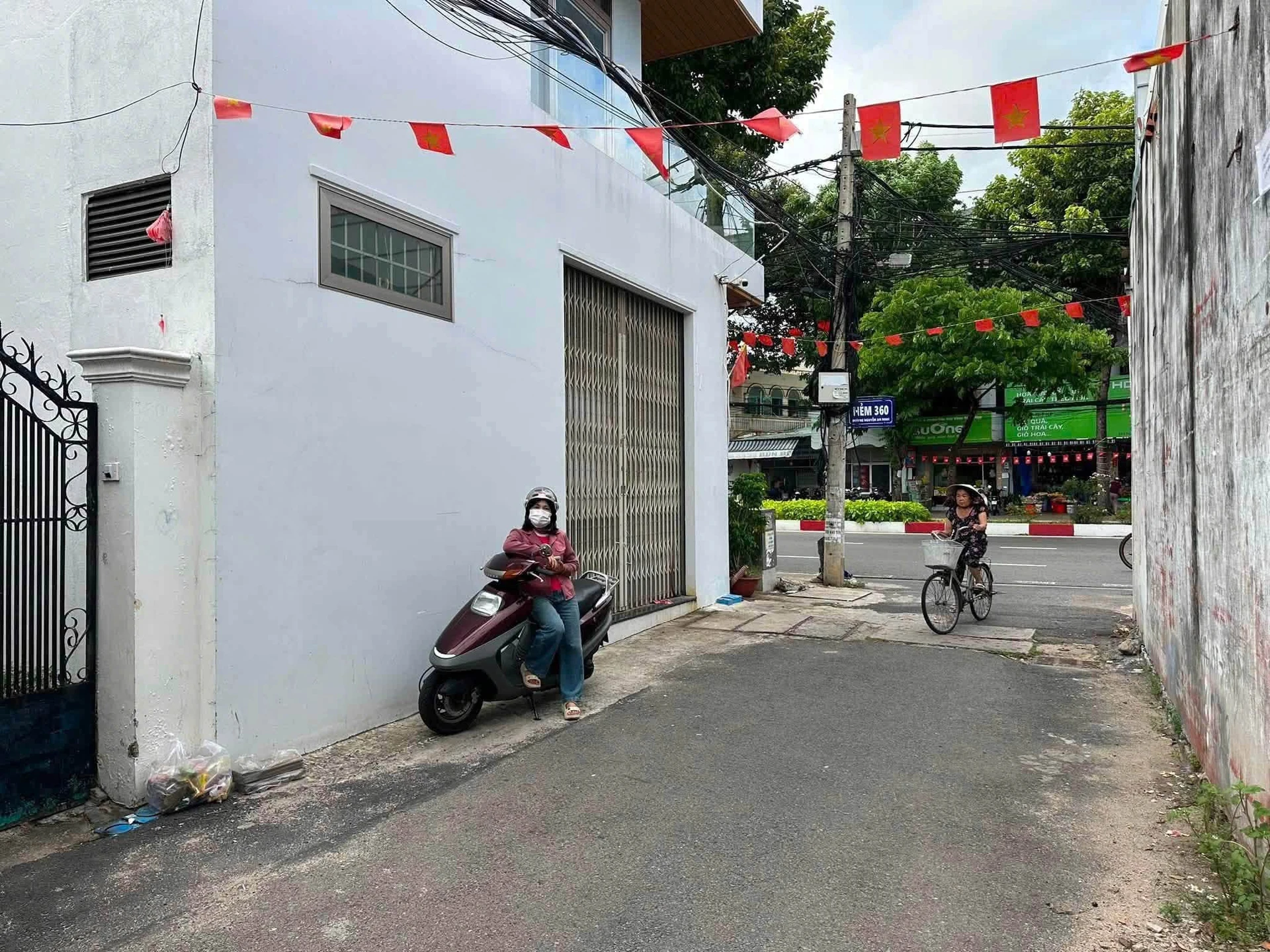 Bán nhà c4 trên đất 66m2 hẻm Trương Công Định Vũng Tàu 4.2 tỷ - Ảnh 1