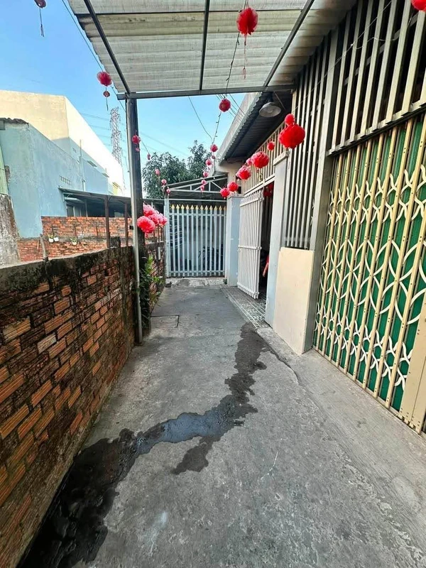 Bán nhà 1 trệt 1 lầu 3PN Tân An Long An 1,6 tỷ