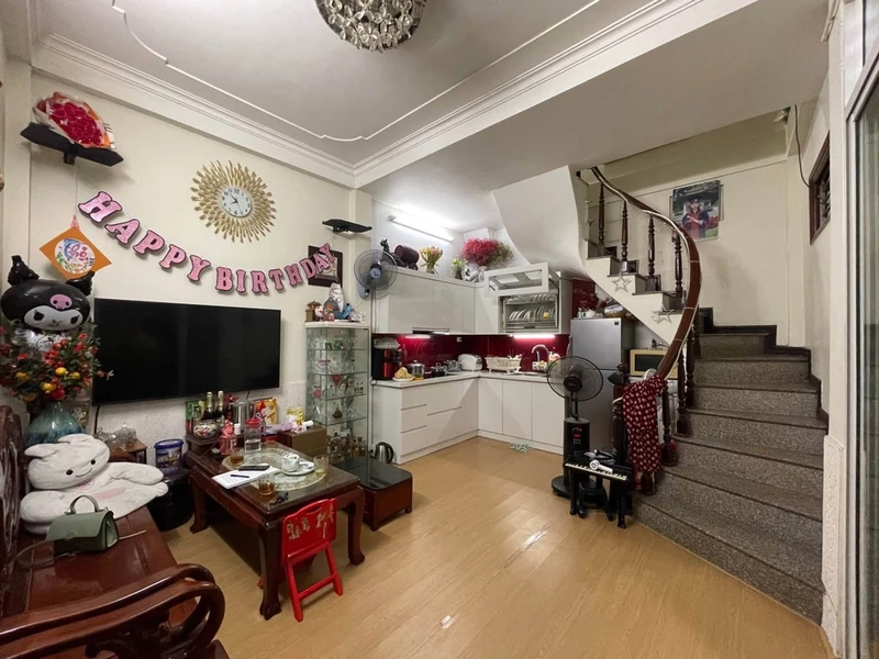 Bán nhà kiên cố 4 tầng 25m x 4m Minh Khai, 5,3 tỷ