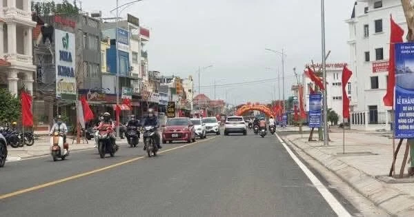 Nhà mặt phố Máng Nước 346m² mặt tiền 14m dòng tiền 40tr/tháng