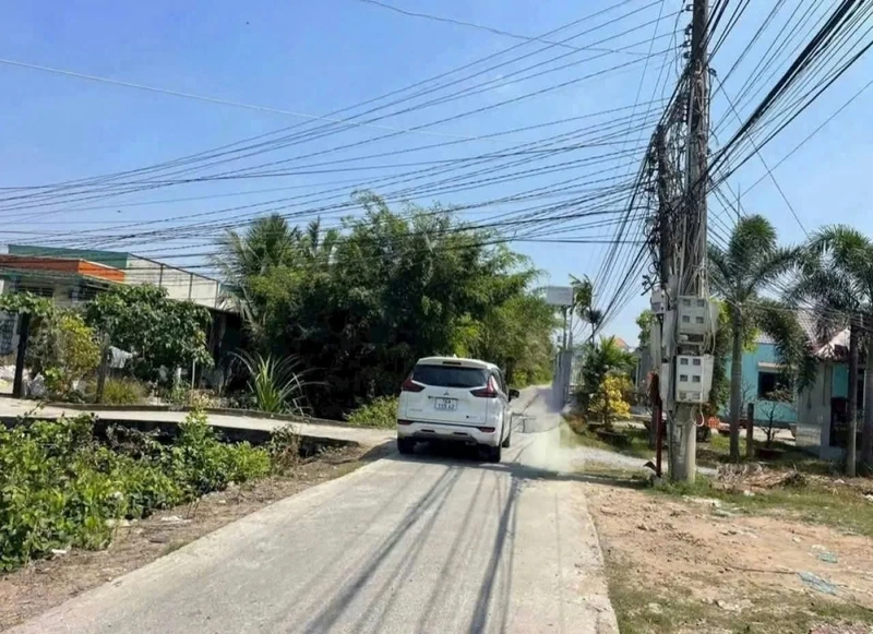 Bán đất thổ cư 5x28m (140m2) mặt tiền đường đan xe tải, Nhựt Chánh, Bến Lức, Long An
