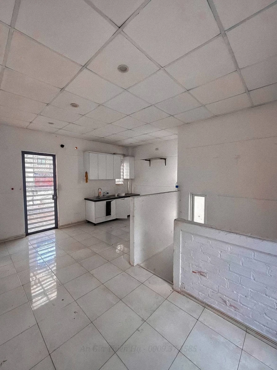 Nhà phố 3PN bán Đất Thánh, Phường 6, Tân Bình - 9.9 tỷ - Ảnh 1