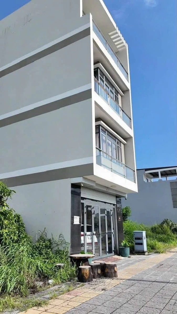 Bán nhà mặt tiền 3/2, 158m2, 5PN, Bà Rịa - Ảnh thu nhỏ 2
