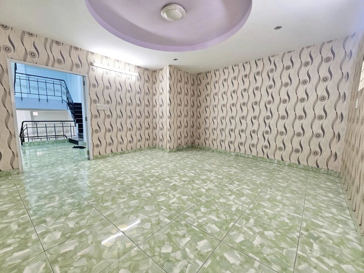 Nhà phố mặt tiền Xuân Hồng, Tân Bình, 135m2, 3 tầng, 6.5 tỷ - Ảnh thu nhỏ 4