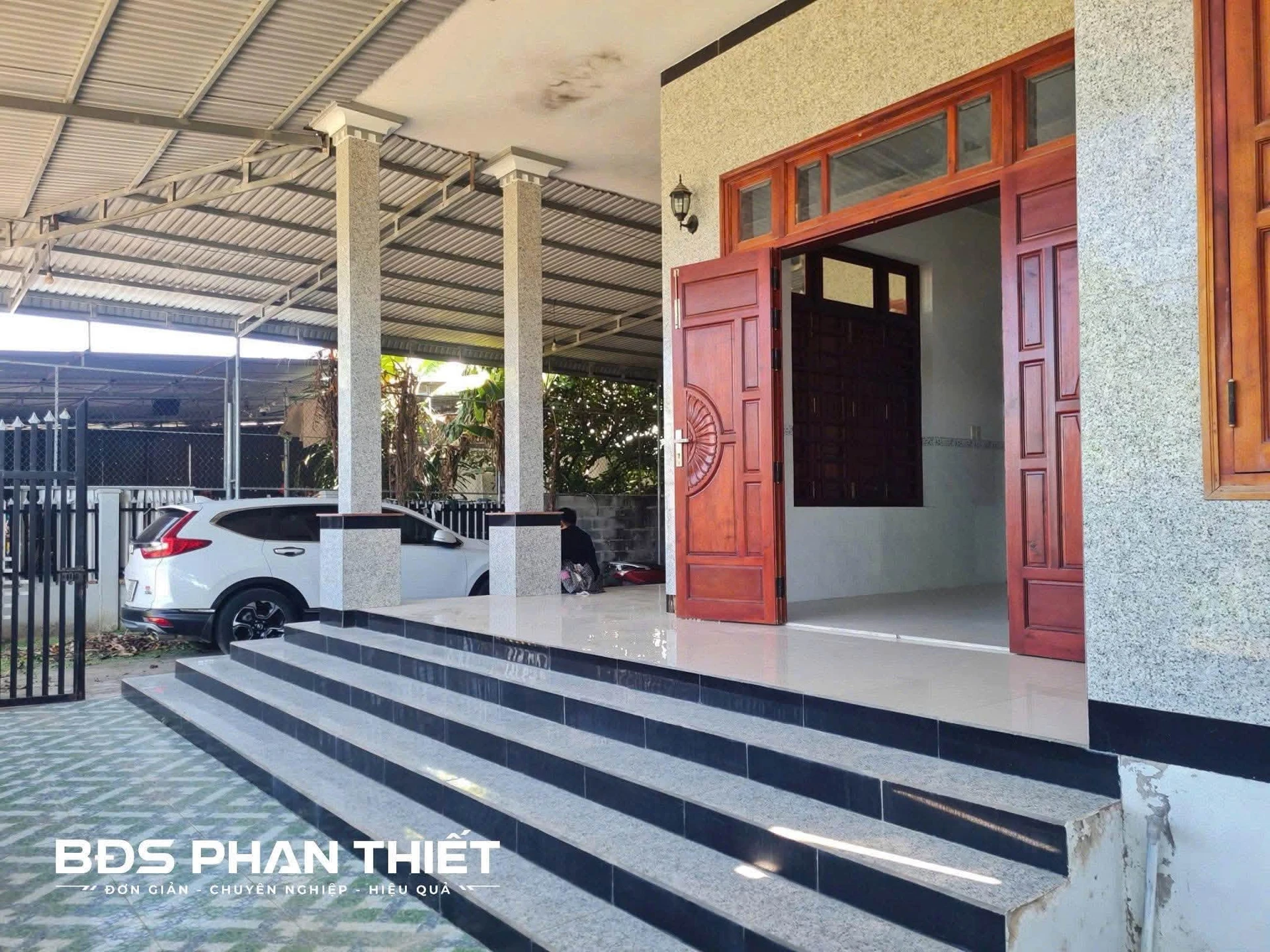 Bán nhà mái Thái 300m² đất thổ cư Ma Lâm 1.8 tỷ - Ảnh 1