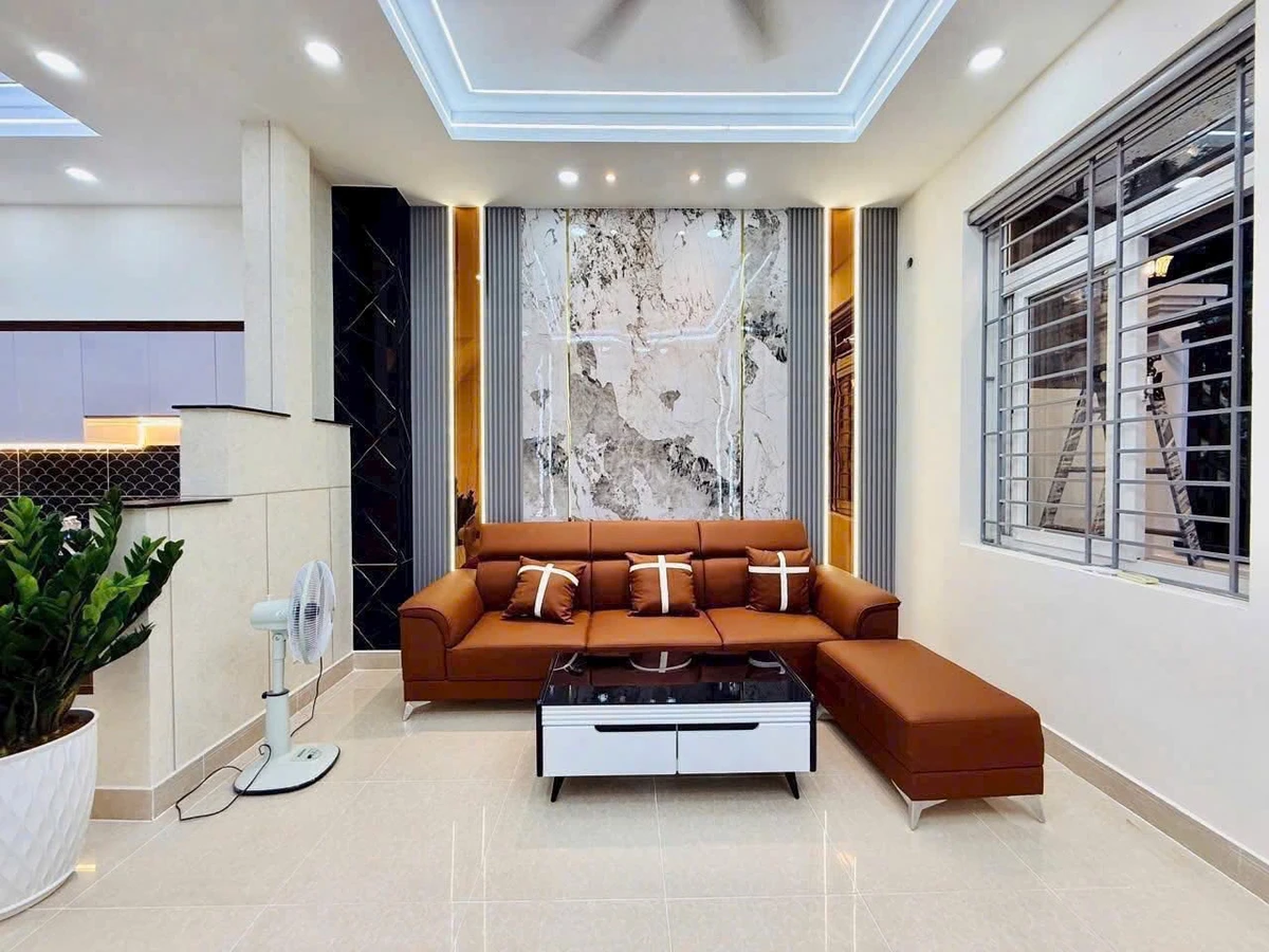 Bán nhà 1 trệt 1 lầu 100m² Chợ Đầu Mối Bình Điền 990 triệu - Ảnh thu nhỏ 4