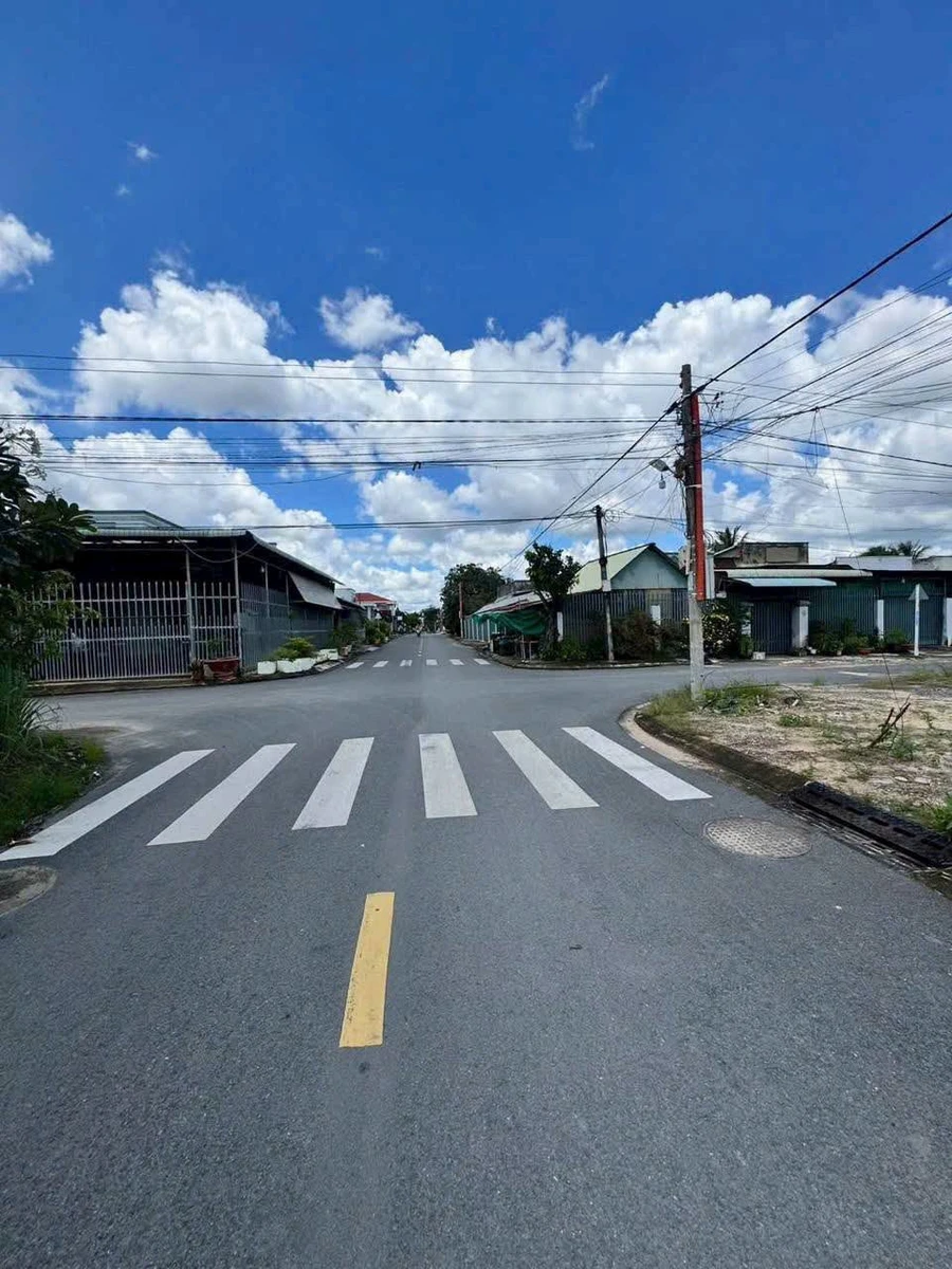 Bán đất gốc 2 mặt tiền 5x21m hẻm 6 An Dương Vương, Long Hoa, Tây Ninh - Ảnh 1
