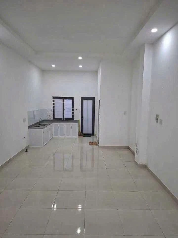 Cho thuê nhà 1 trệt 2 lầu 220m2, 4 phòng ngủ, 9 triệu/tháng tại KDC Phương Nam, Bến Tre - Ảnh thu nhỏ 5