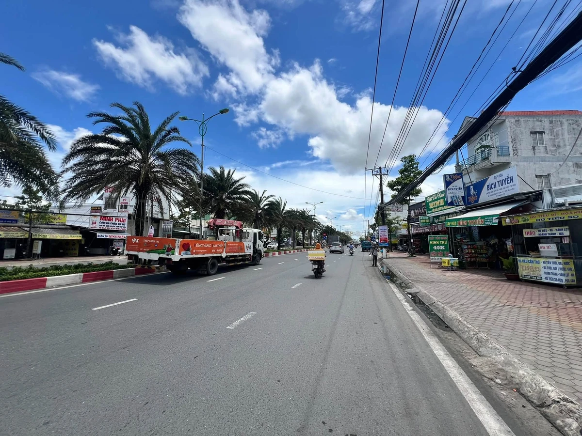 Bán nền mặt tiền Nguyễn Tất Thành 193.5m² Cà Mau 7.8 tỷ - Ảnh thu nhỏ 2