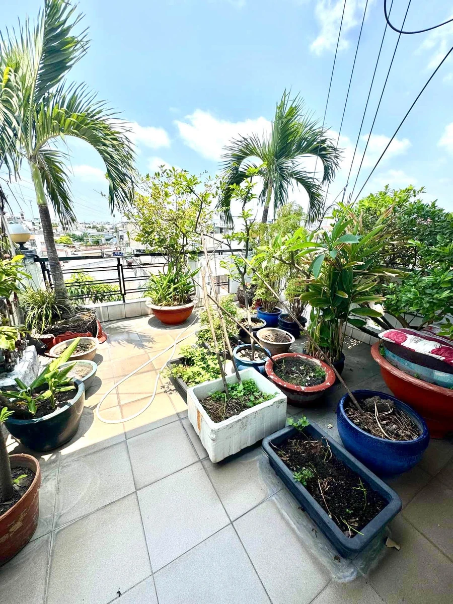 Bán nhà 4 tầng 72m² mặt tiền Lê Văn Quới, Tân Phú, 6 tỷ - Ảnh thu nhỏ 2