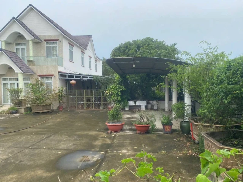 Bán biệt thự 2000m² Bến Lức Long An, giá 15,95 tỷ
