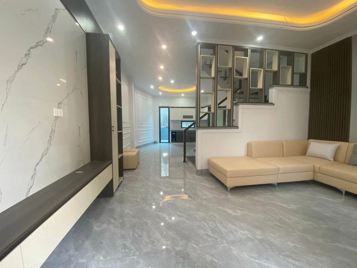 Bán nhà 3 tầng 60m2 full nội thất Cao Thắng - Ảnh thu nhỏ 2