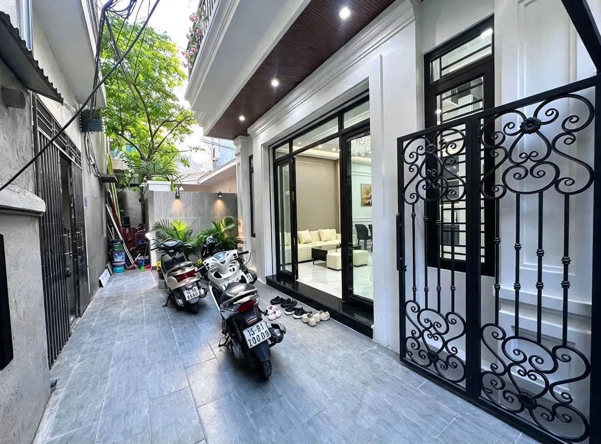 Bán nhà phố 4 tầng 55m2 đường Đà Nẵng Quận 1 - Ảnh 1