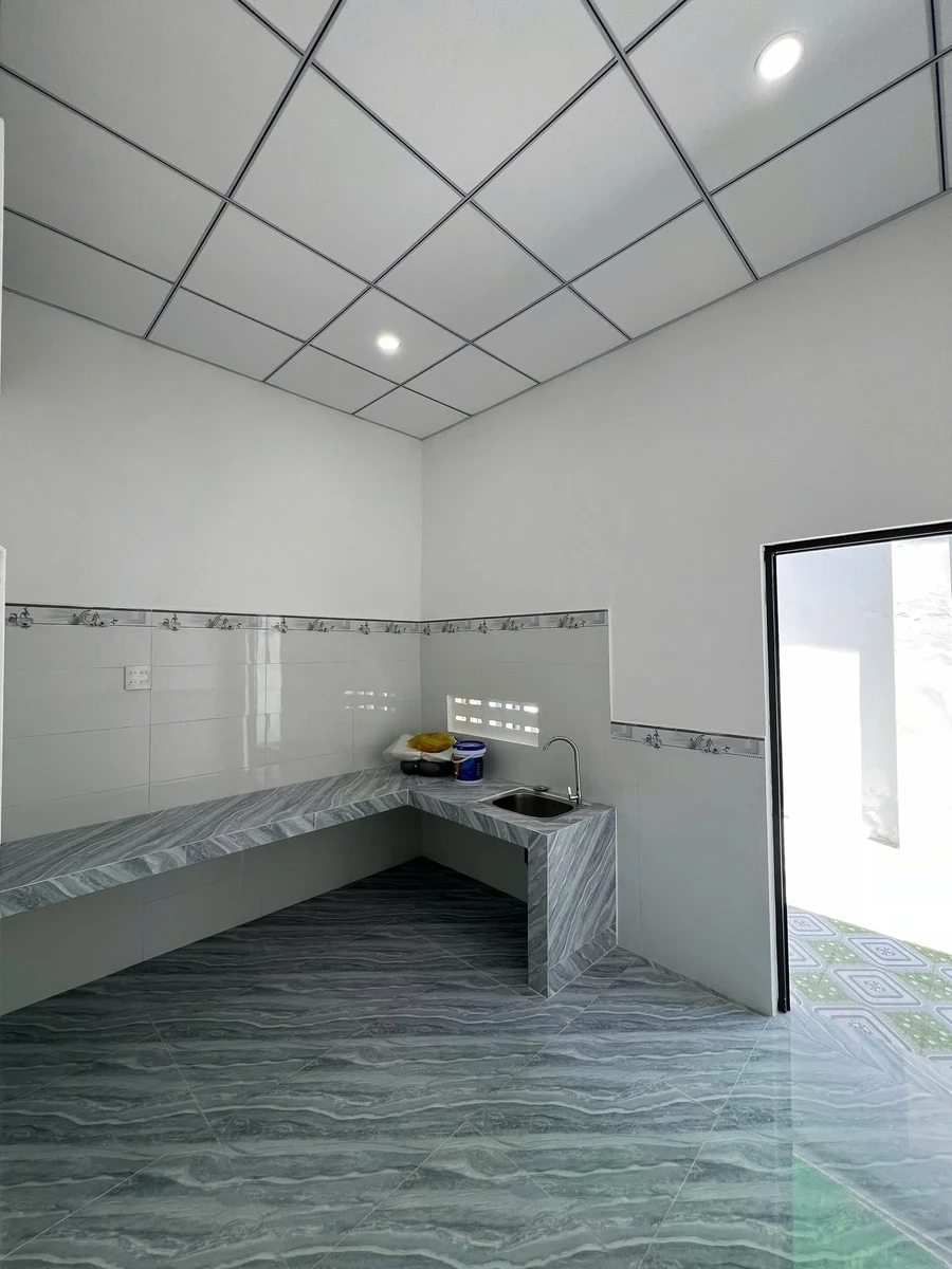 Bán nhà mới 87.7m2, 2 PN, hẻm Nguyễn Thoại Hầu, Rạch Giá - Ảnh thu nhỏ 3