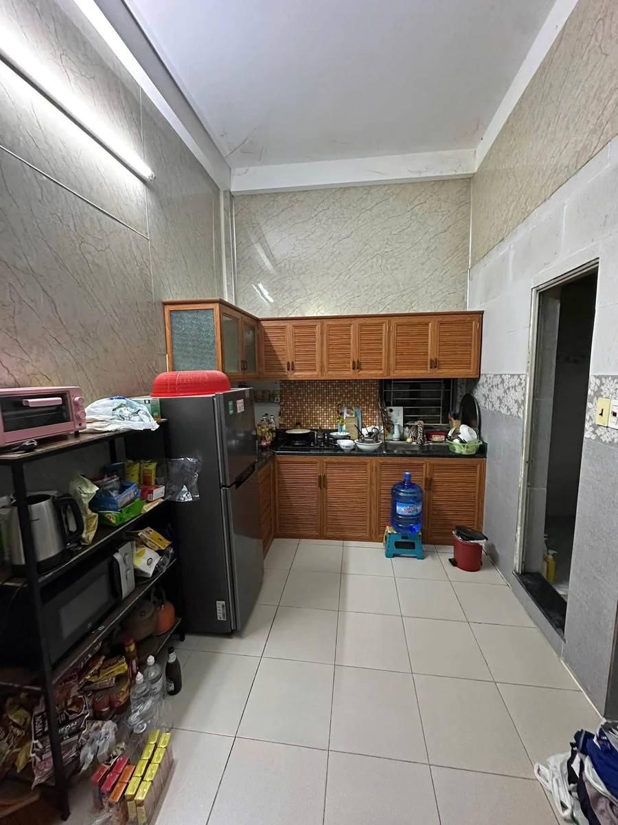 Bán nhà mặt tiền Nguyễn Khoa Chiêm, Huế, 100m2, 3 phòng ngủ, 2.75 tỷ - Ảnh thu nhỏ 2