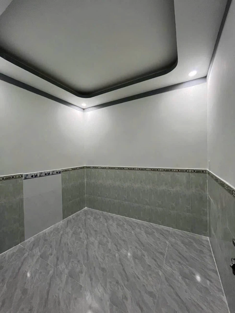Bán nhà lầu 2 phòng ngủ 76m² Quốc Lộ 1K, Bình Dương - Ảnh thu nhỏ 2