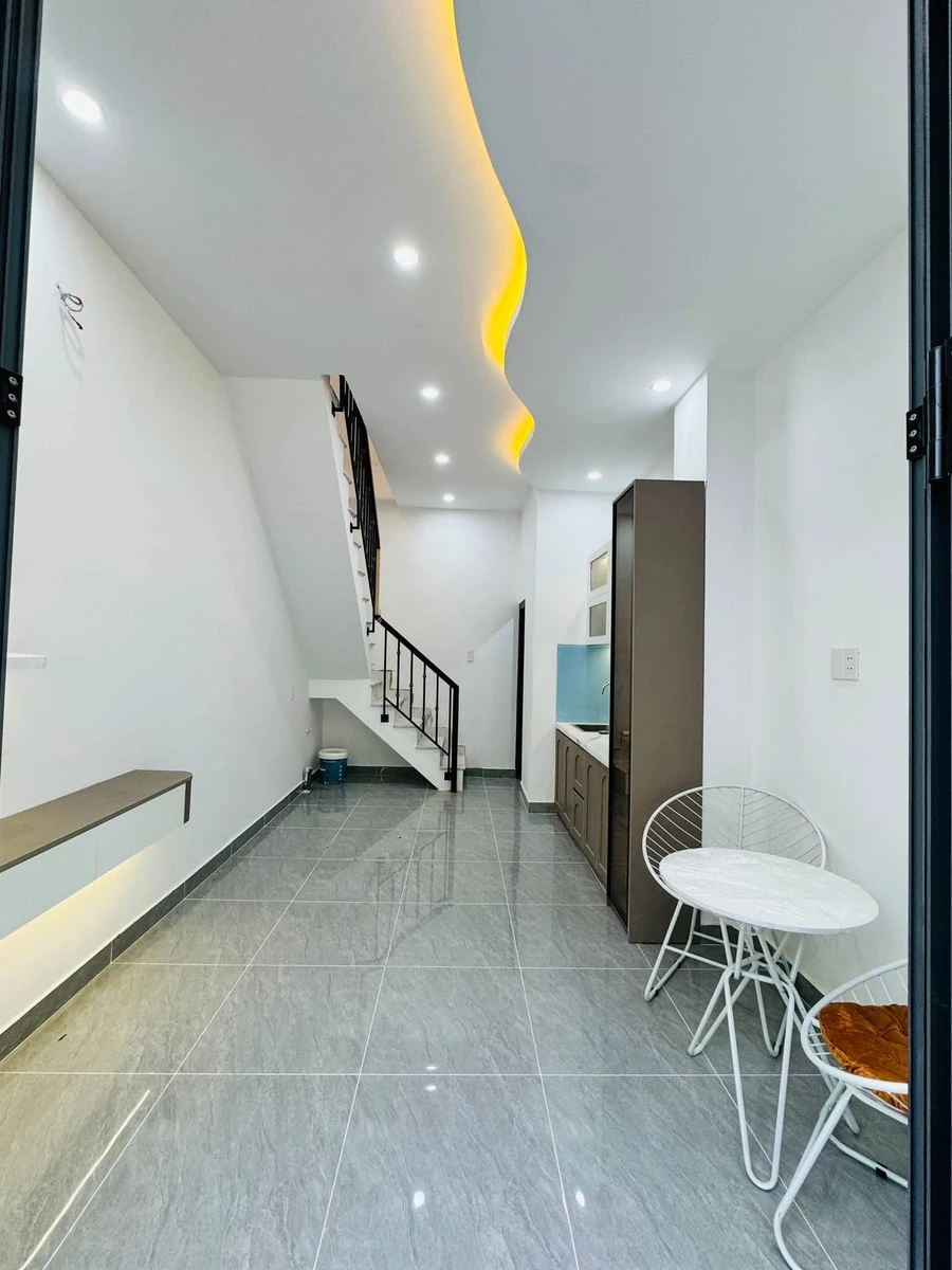Bán nhà trệt lầu 3.2x6.5m, 2PN, đường Nguyễn Thị Hương, Nhà Bè, giá 1,35 tỷ - Ảnh 1