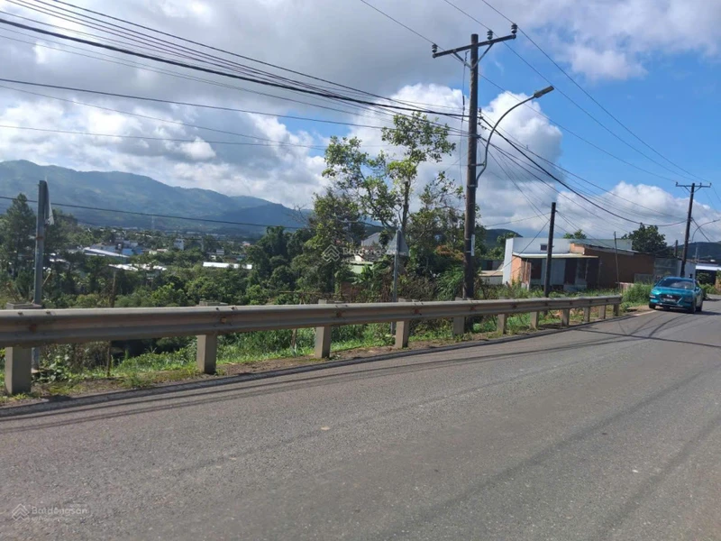 Bán đất Lộc Châu Bảo Lộc 2 lô mặt tiền Lê Thị Riêng, view thung lũng, đất ở sẵn