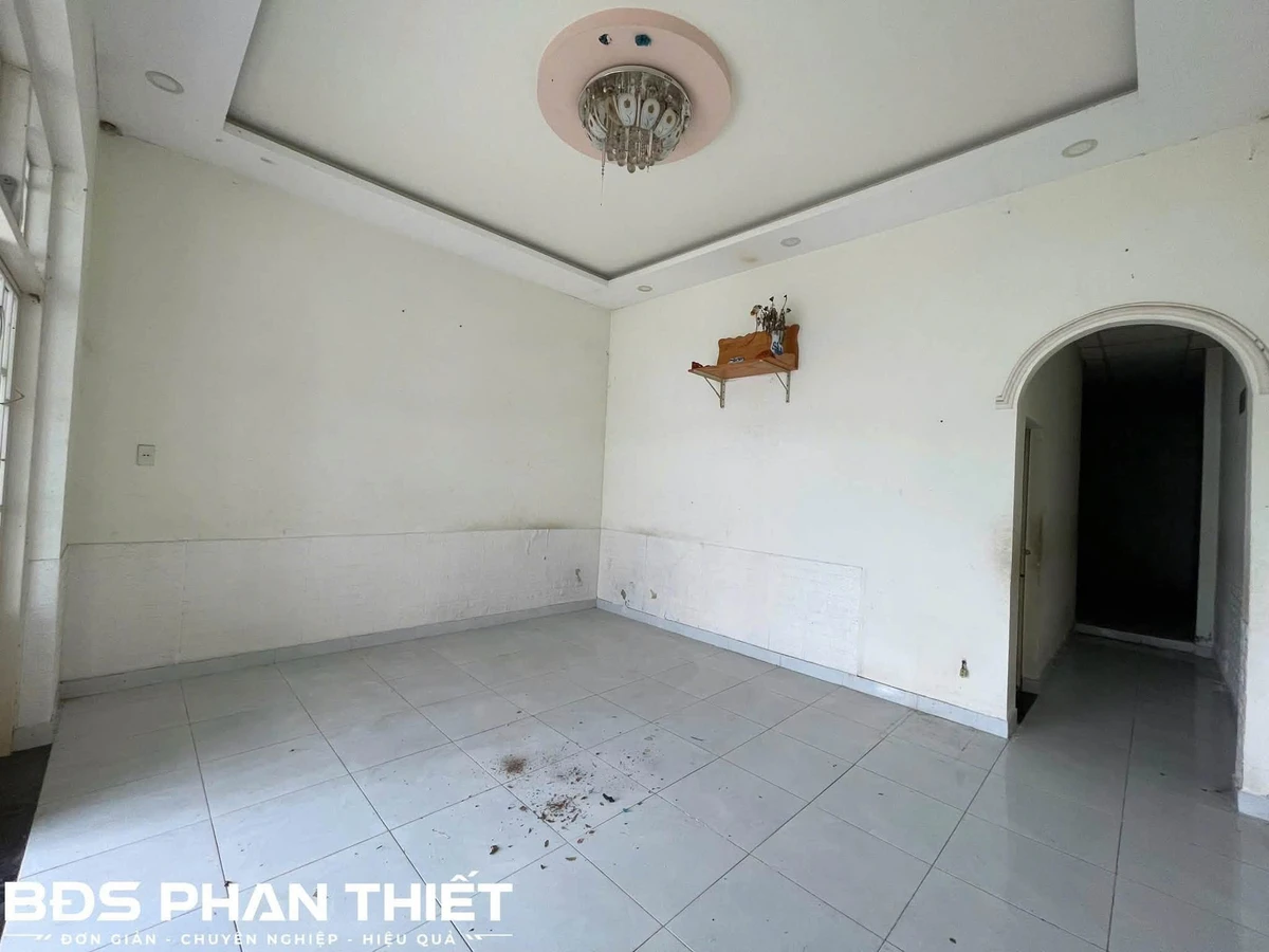 Bán nhà cấp 4 100m² Phong Nẫm, Phan Thiết 1 tỷ 550 triệu - Ảnh thu nhỏ 3
