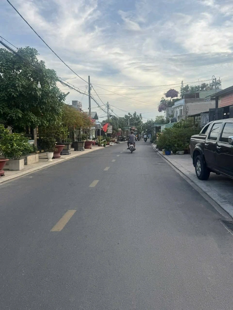Bán nhà xưởng mặt tiền kinh doanh 400m2 gần chợ Bà Điểm, Hóc Môn - Ảnh thu nhỏ 2