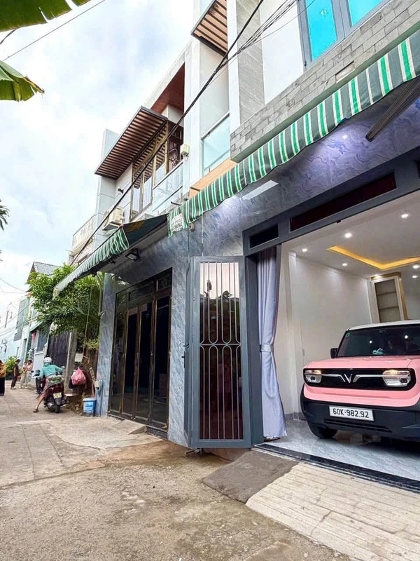 Nhà lầu sổ riêng 3PN 140m² Trảng Dài, Biên Hòa 2,99 tỷ