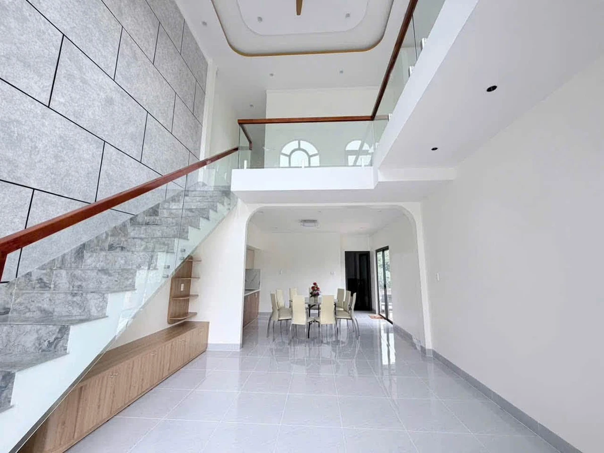 Bán nhà 1 trệt 1 lầu 3PN 80m² Bảo Lộc 2,8 tỷ - Ảnh thu nhỏ 2