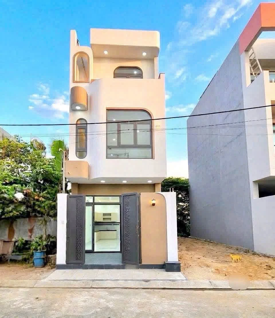 Bán nhà mới 4 tầng 50m² 4PN Vinhomes Grand Park Thủ Đức - Ảnh 1