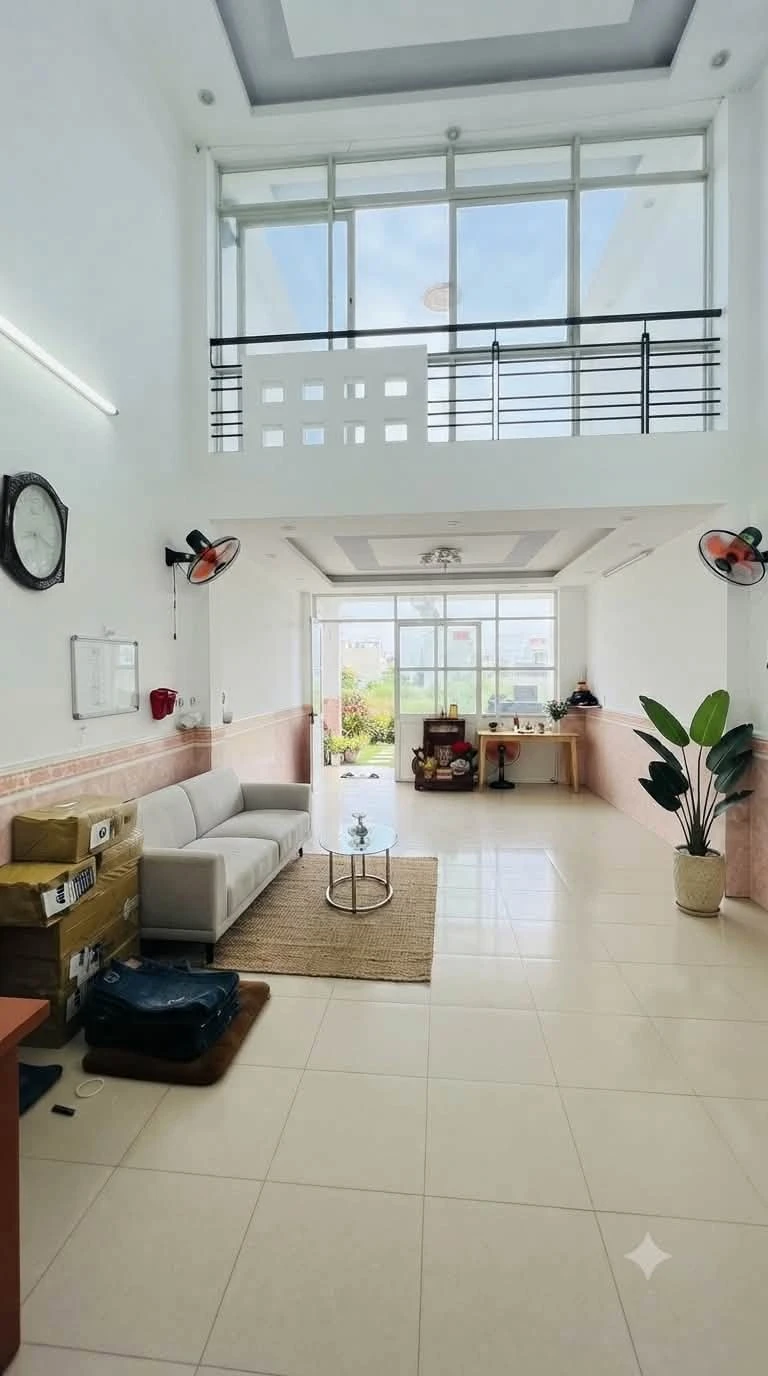 Bán nhà mặt tiền Lê Sao 4x17m, 4 tầng, 5PN, Tân Phú - Ảnh 1