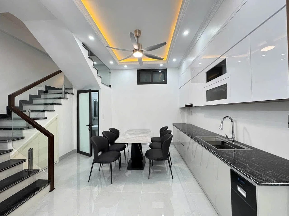 Bán nhà 3 tầng 63m2 gần UBND Hồng Thái, An Dương, Hải Phòng, giá hơn 2 tỷ - Ảnh thu nhỏ 4