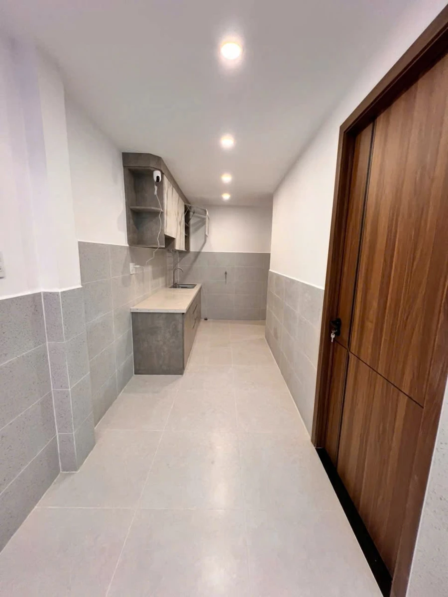 Bán nhà 2 tầng 33m² 2PN 2WC nở hậu, hẻm 3m gần chợ vải Phú Thọ Hòa, Tân Phú - Ảnh thu nhỏ 2