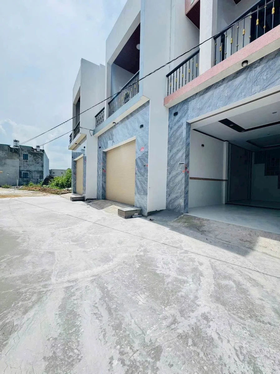 Nhà lầu Phường Trảng Dài, 80m², 1 tỷ 990 triệu - Ảnh thu nhỏ 2