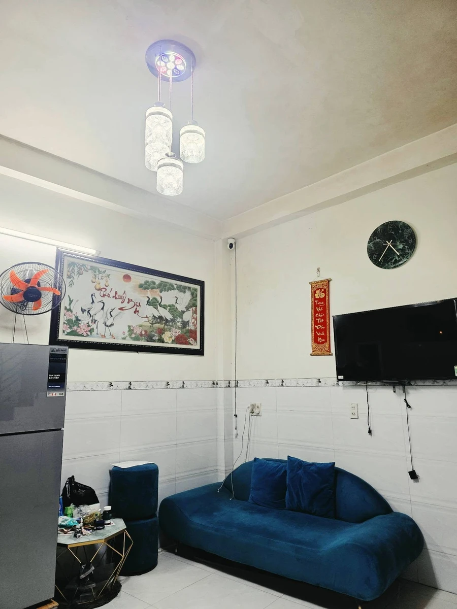Bán nhà 1 trệt 1 lầu 60m2 gần 2 tỷ Nha Trang - Ảnh thu nhỏ 3