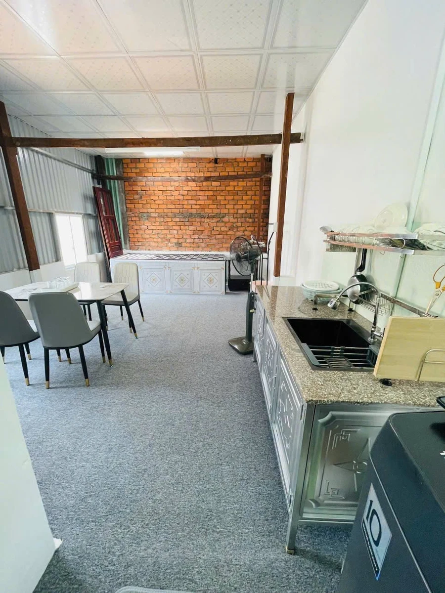 Cho thuê nhà 2 tầng 240m² đường Dương Hiến Quyền, Bắc Nha Trang, giá 24 triệu/tháng - Ảnh thu nhỏ 4