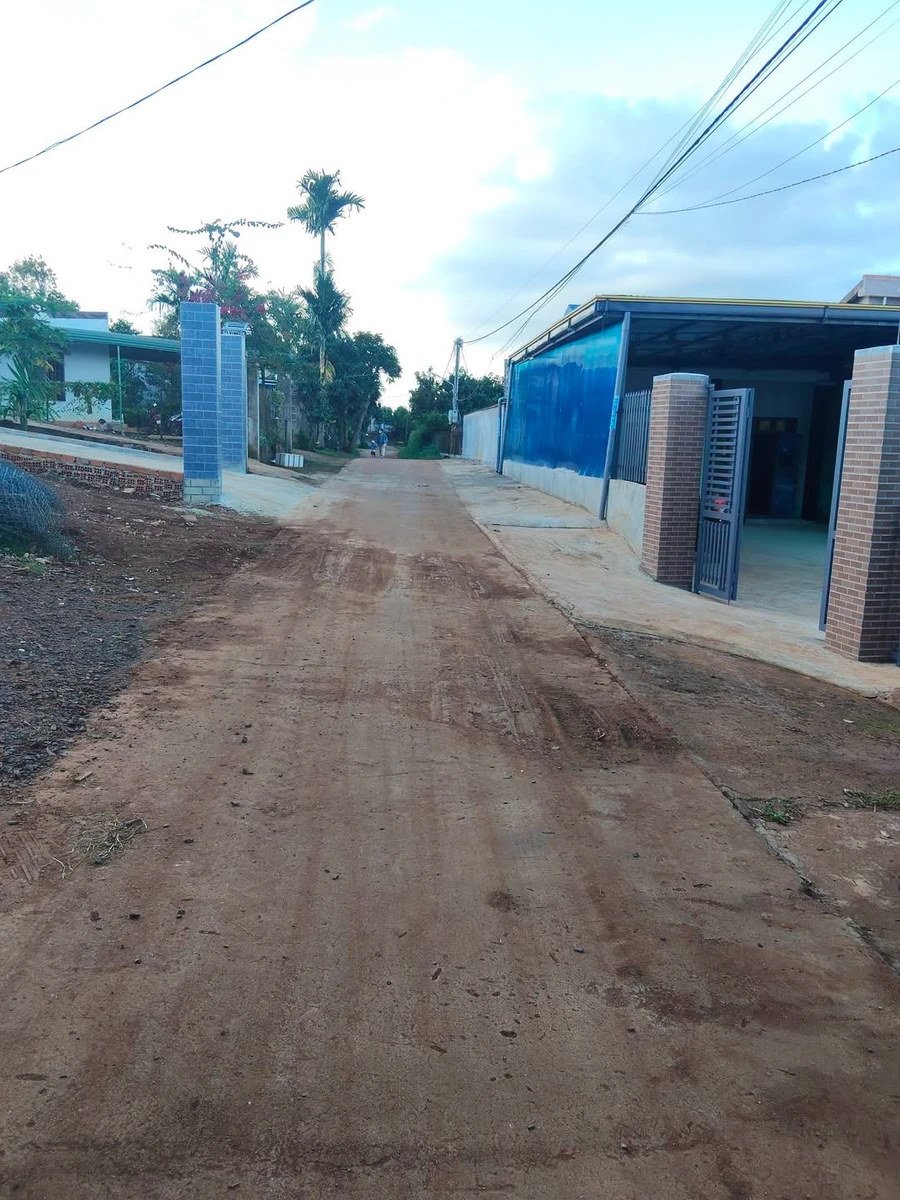 Bán đất thổ cư 6x50 (300m²) 800 triệu Đắk Nông - Ảnh 1