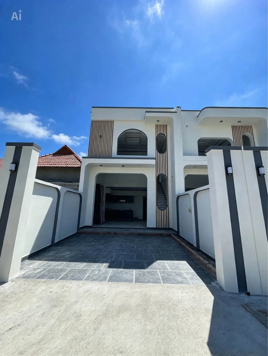 Bán nhà lầu 3PN 80m² gần Kho Hoàng Long, Bình Tân - Ảnh thu nhỏ 2