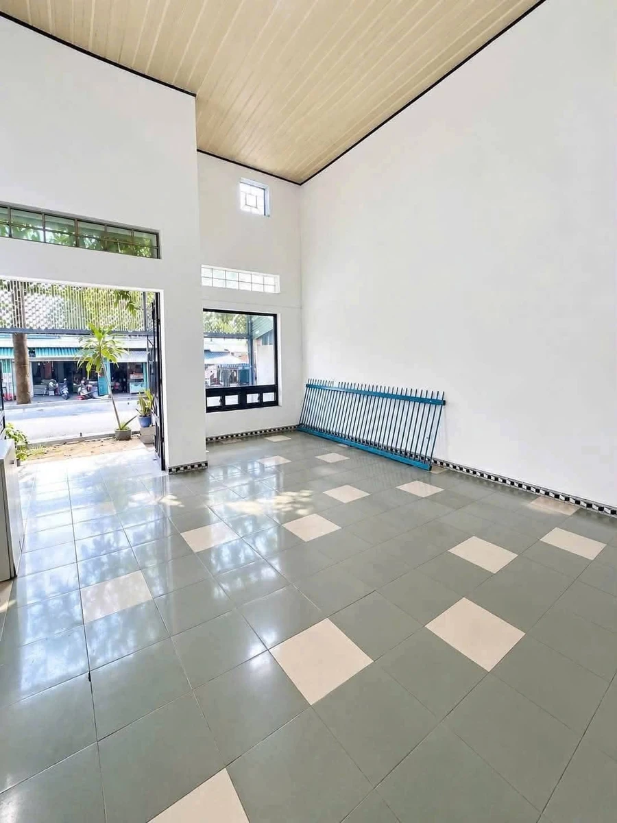 Bán nhà mặt tiền Bùi Hữu Nghĩa 108,3m² giá 5 tỷ 500 triệu - Ảnh thu nhỏ 2